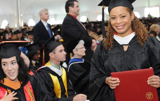 The Benefits of Earning Your Diploma or Master's Degree from an Online Certificate Program